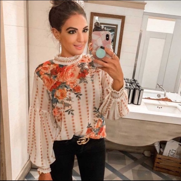 Boho Floral Print Blouse, NWT - Picture 4 of 11